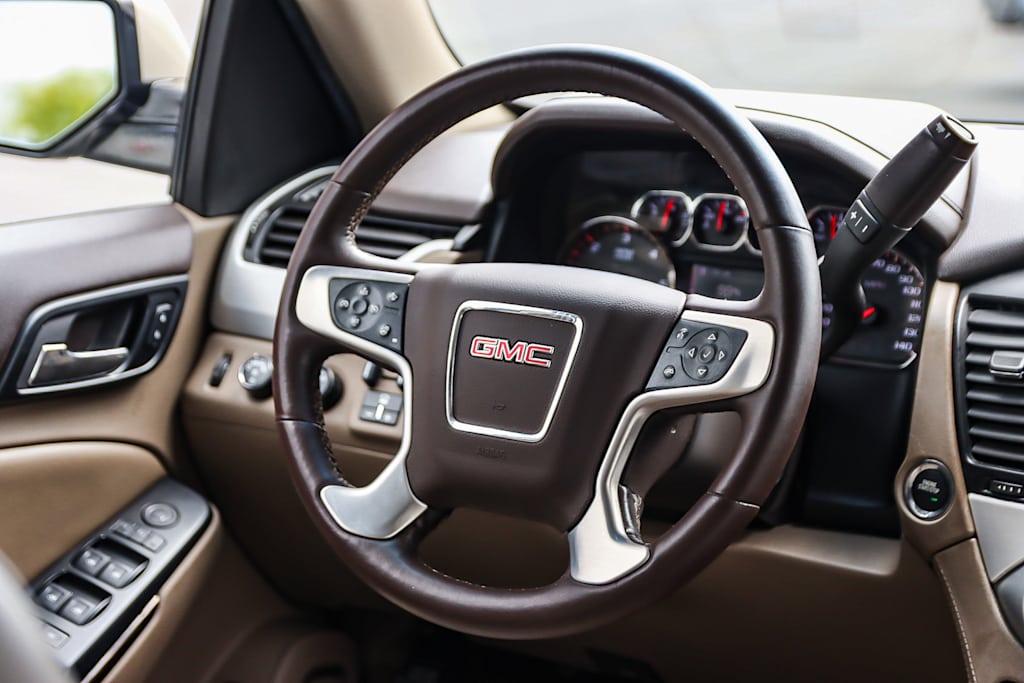 2015 GMC Yukon SLT 9
