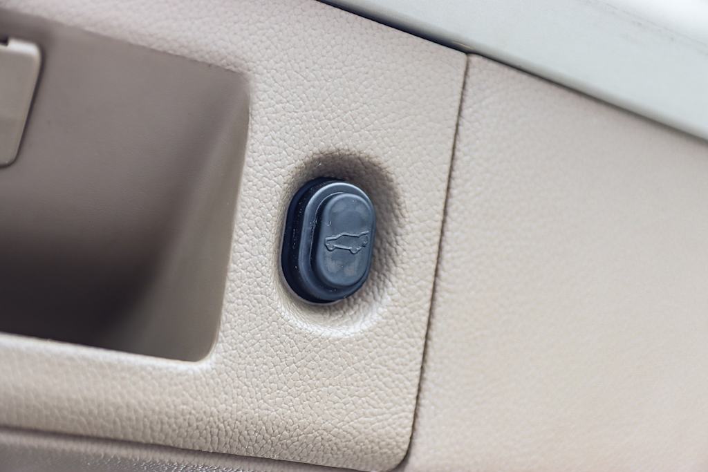 2015 GMC Yukon SLT 29
