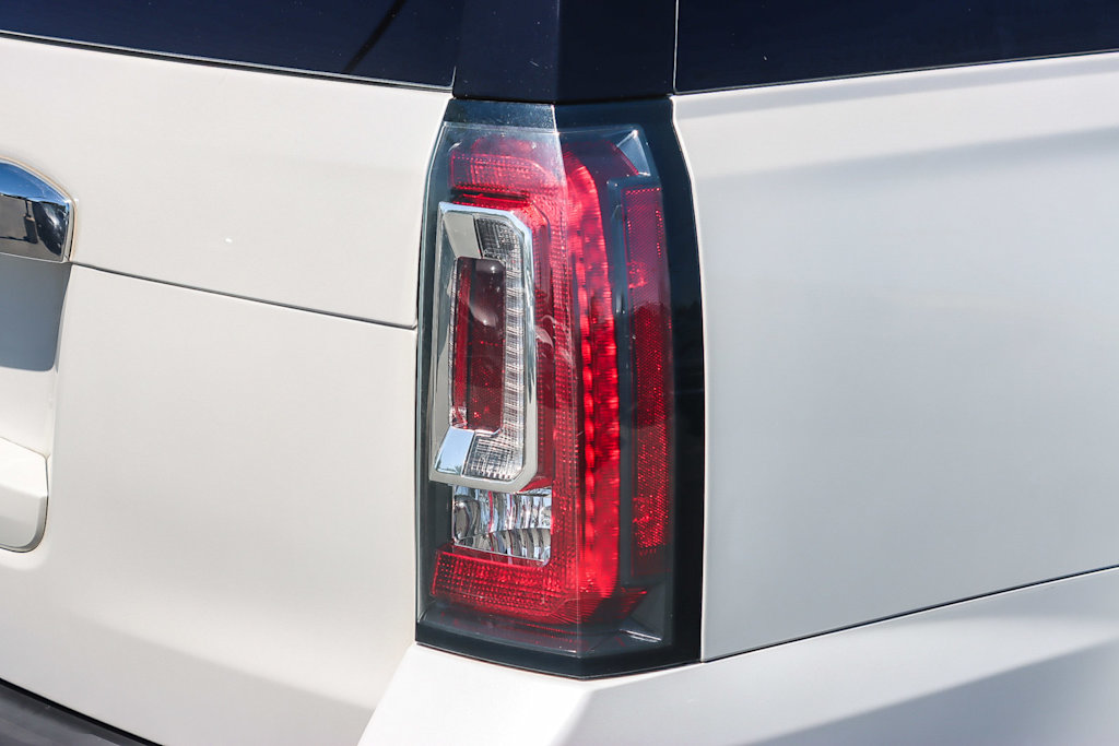 Thumbnail: 2016 GMC Yukon XL - 19
