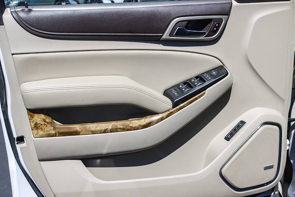 Thumbnail: 2016 GMC Yukon XL - 25