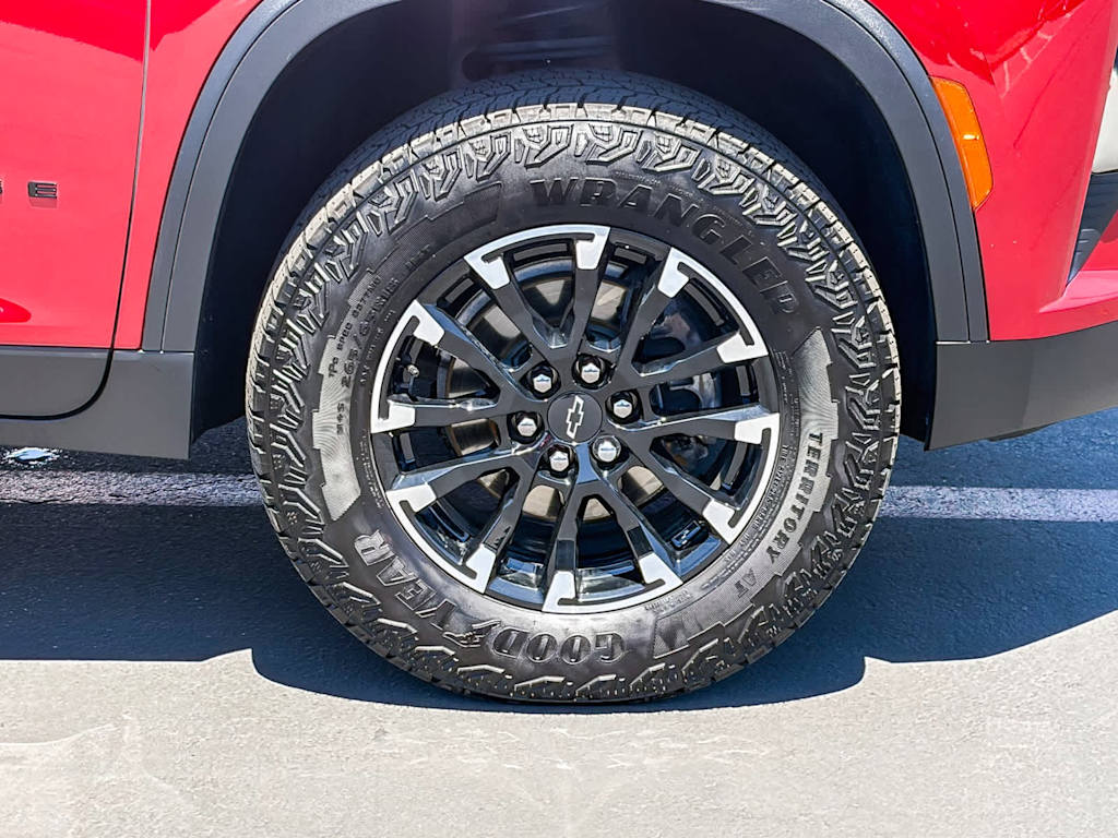 Thumbnail: 2024 Chevrolet Traverse - 7