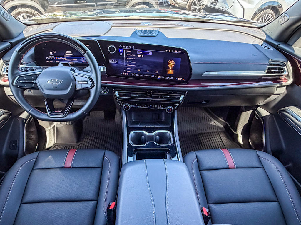 Thumbnail: 2024 Chevrolet Traverse - 2