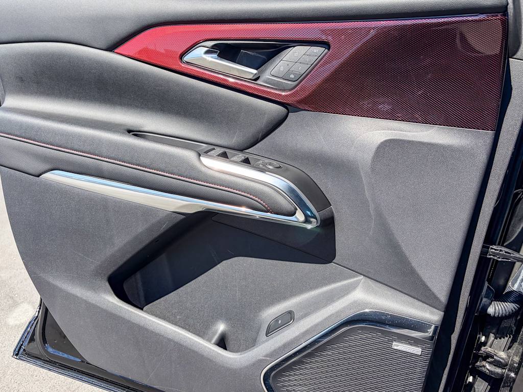 Thumbnail: 2024 Chevrolet Traverse - 22