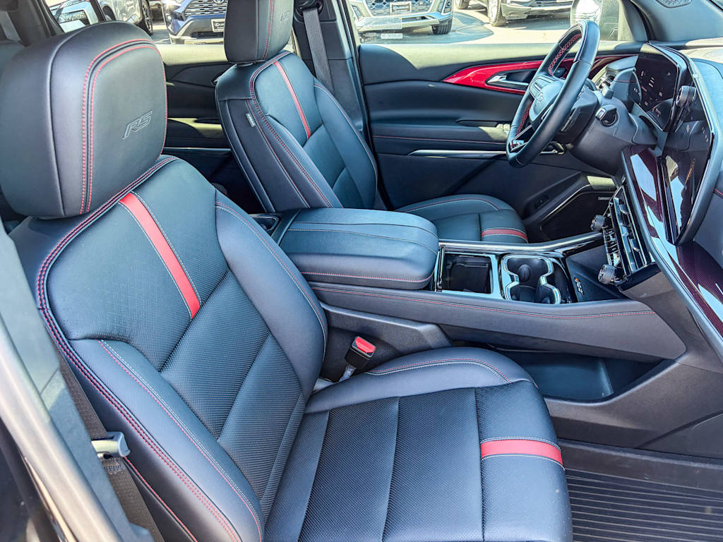 Thumbnail: 2024 Chevrolet Traverse - 10