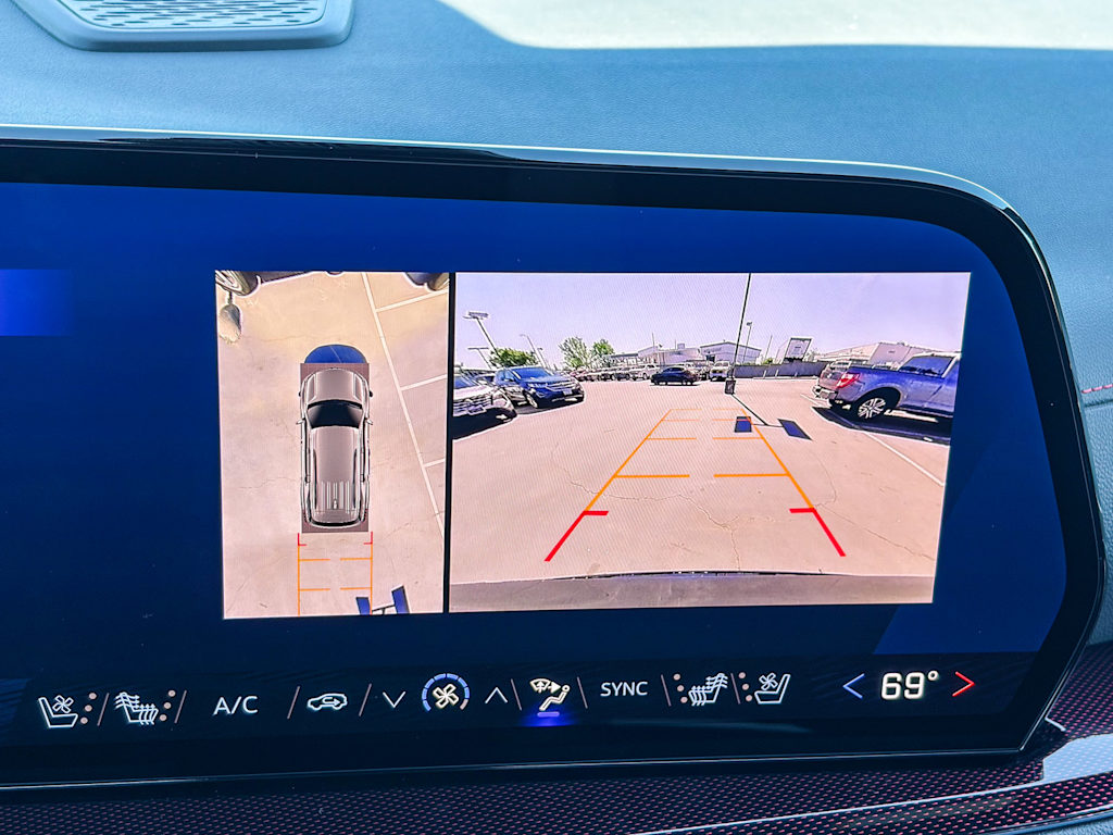 Thumbnail: 2024 Chevrolet Traverse - 25