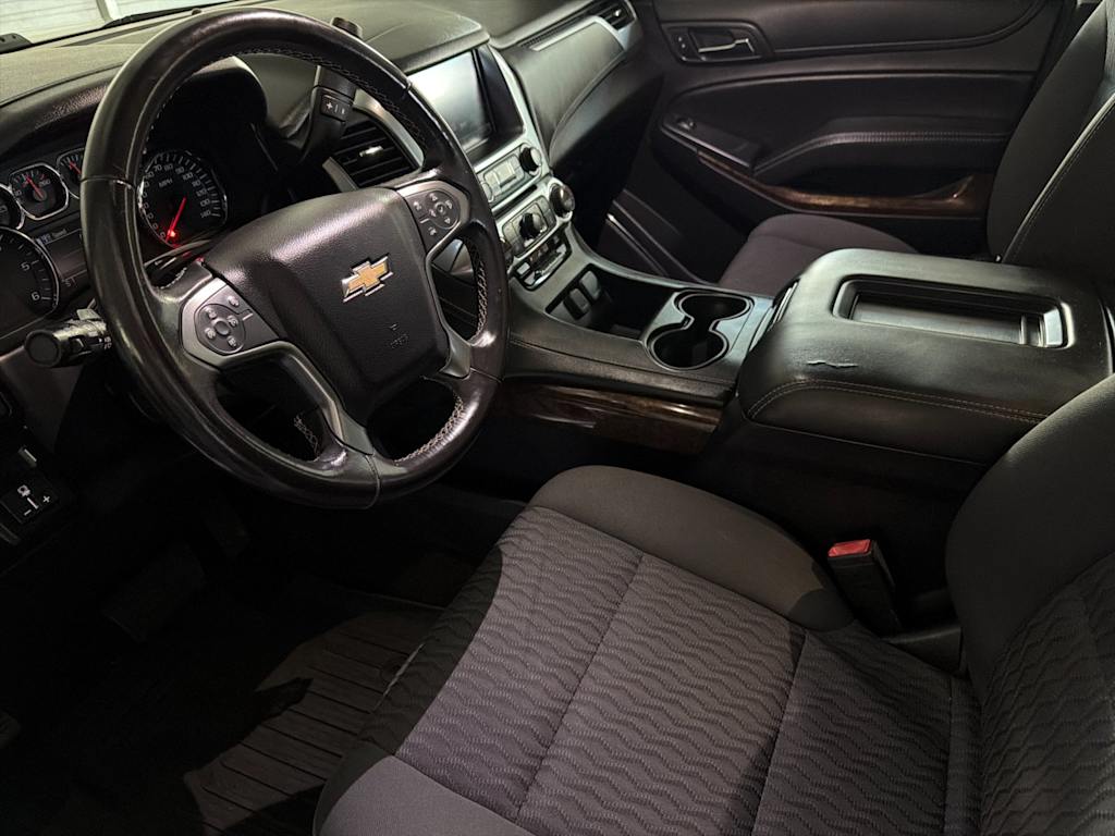 Thumbnail: 2018 Chevrolet Tahoe - 9
