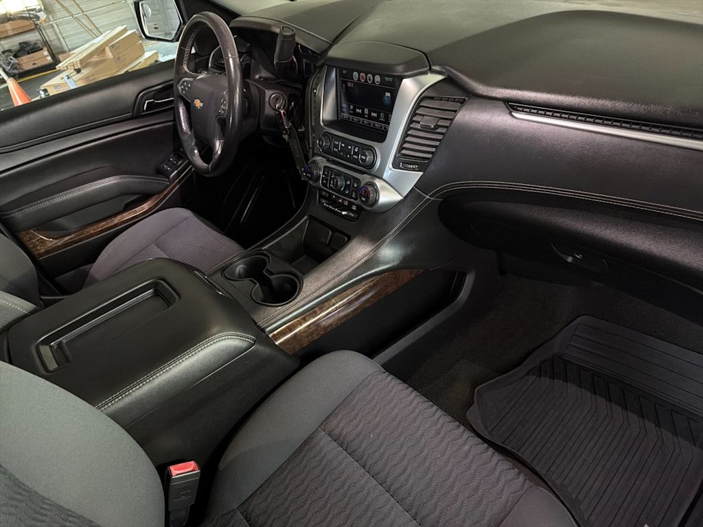 Thumbnail: 2018 Chevrolet Tahoe - 12