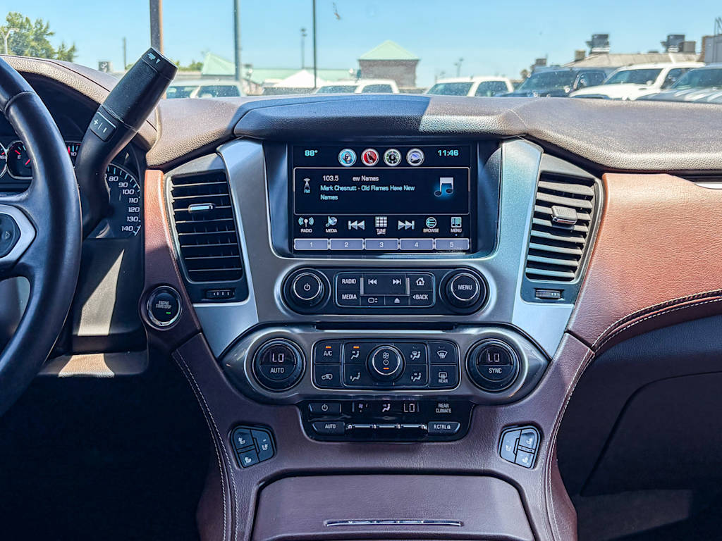 Thumbnail: 2018 Chevrolet Suburban - 12