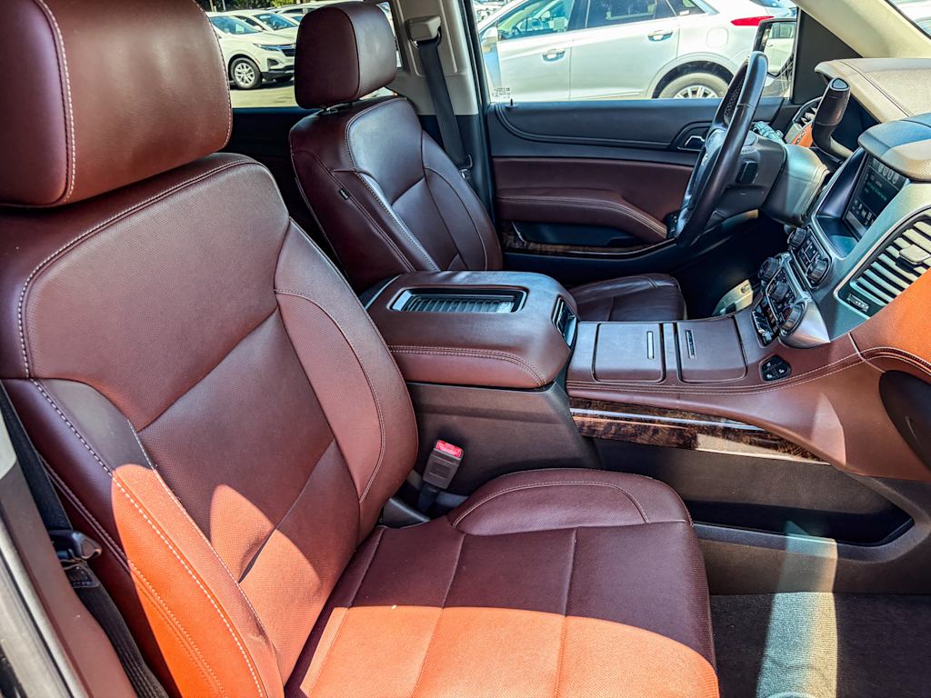 Thumbnail: 2018 Chevrolet Suburban - 9