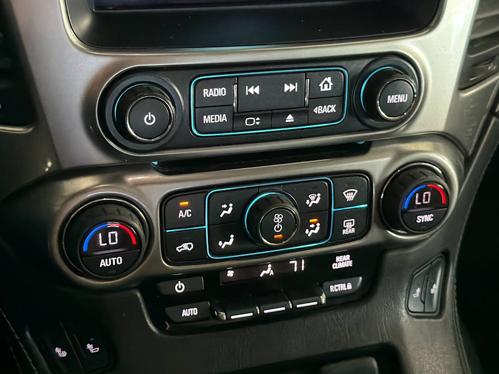 Thumbnail: 2018 Chevrolet Tahoe - 24
