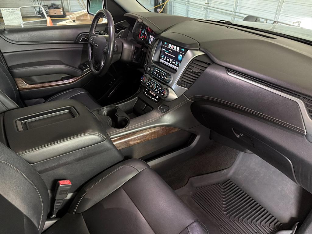 Thumbnail: 2018 Chevrolet Tahoe - 12