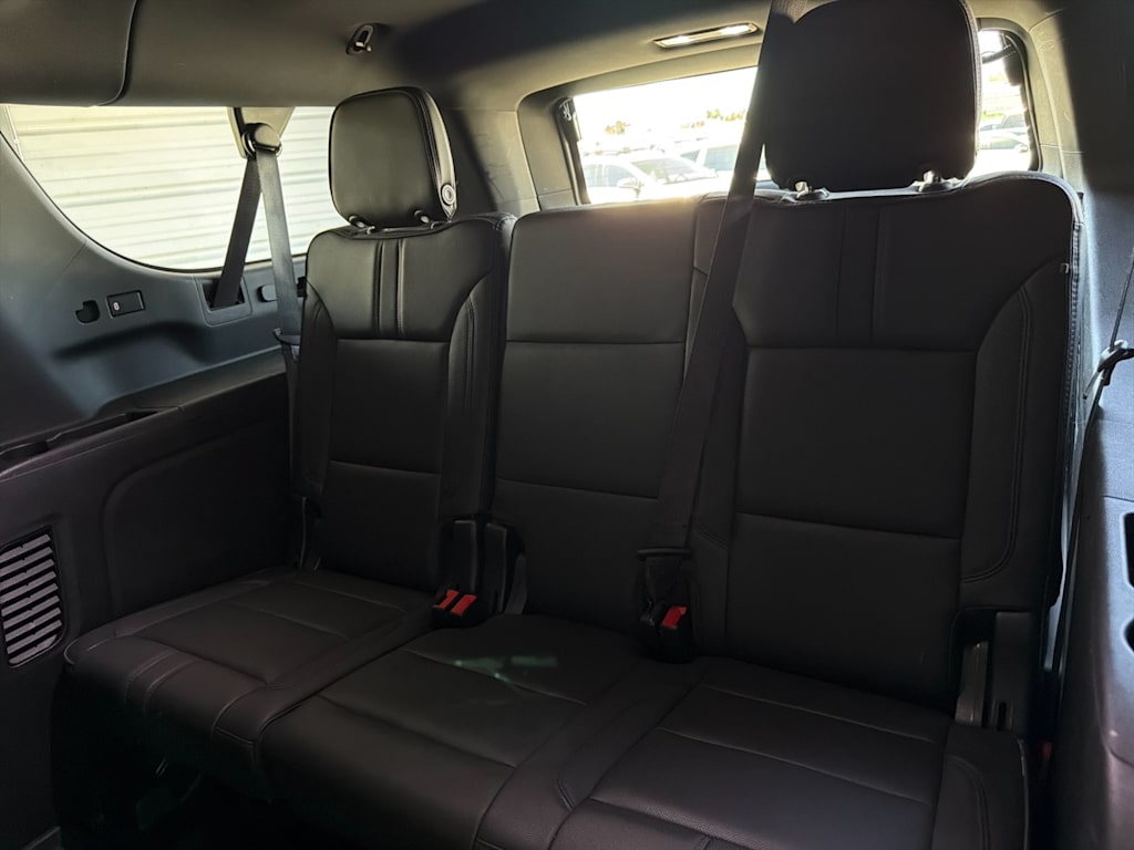 Thumbnail: 2021 Chevrolet Suburban - 23