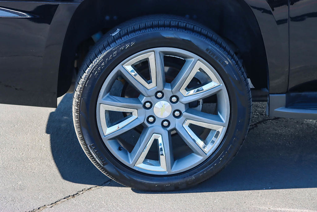 Thumbnail: 2015 Chevrolet Suburban - 18