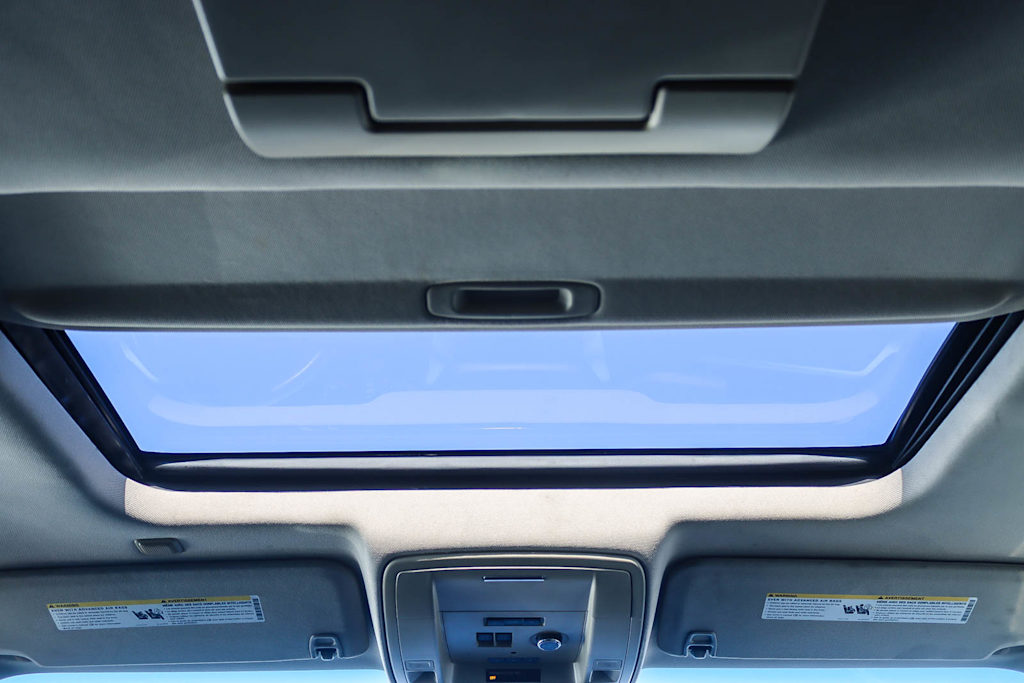 Thumbnail: 2015 Chevrolet Suburban - 20