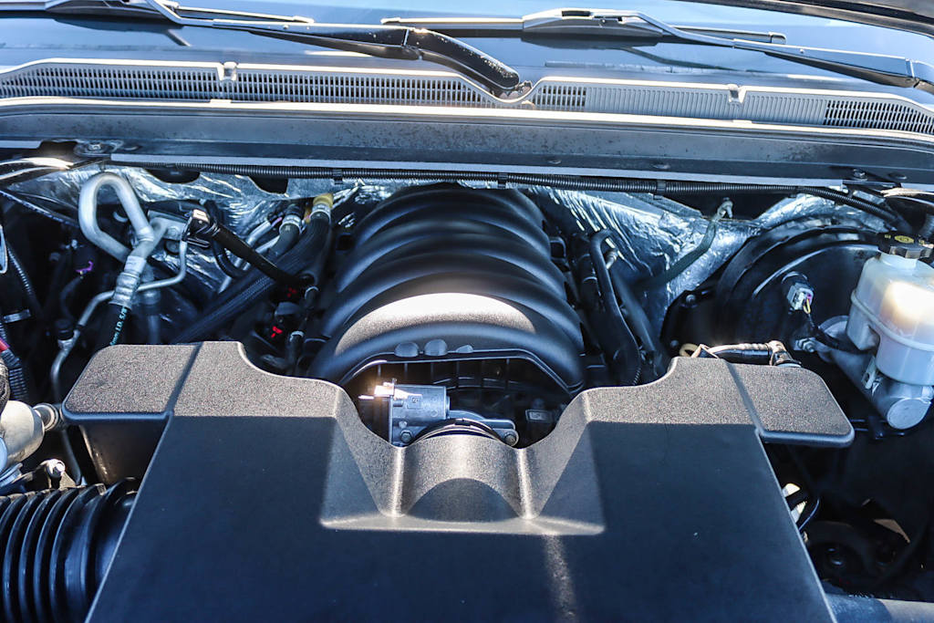 Thumbnail: 2015 Chevrolet Suburban - 7