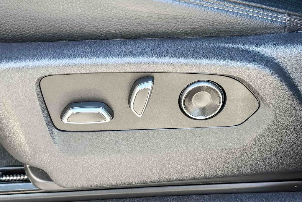 Thumbnail: 2025 GMC Sierra 2500 - 24