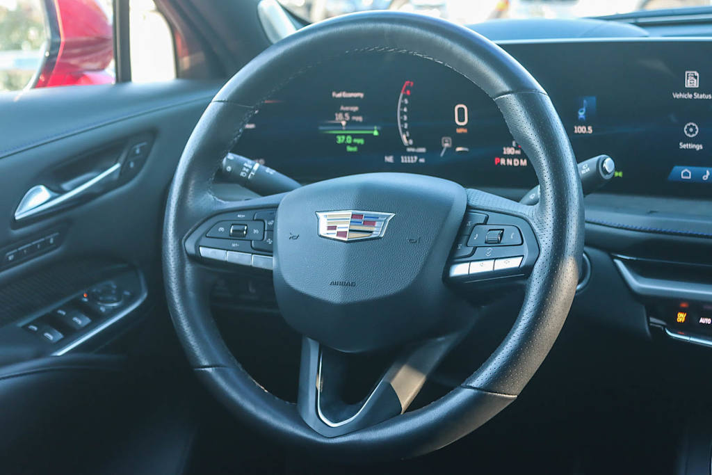 Thumbnail: 2024 Cadillac XT4 - 8