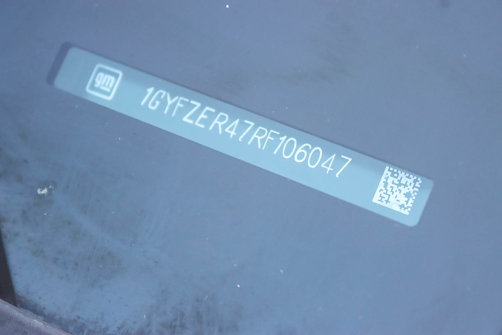 Thumbnail: 2024 Cadillac XT4 - 16