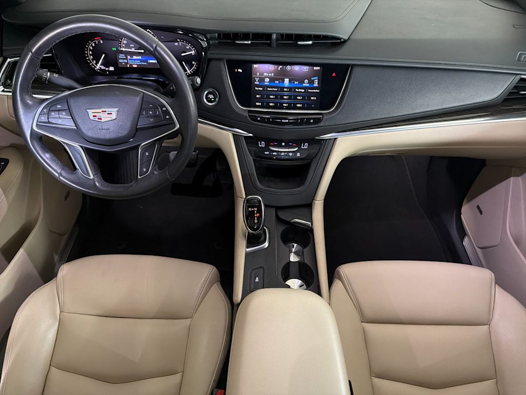 Thumbnail: 2017 Cadillac XT5 - 2