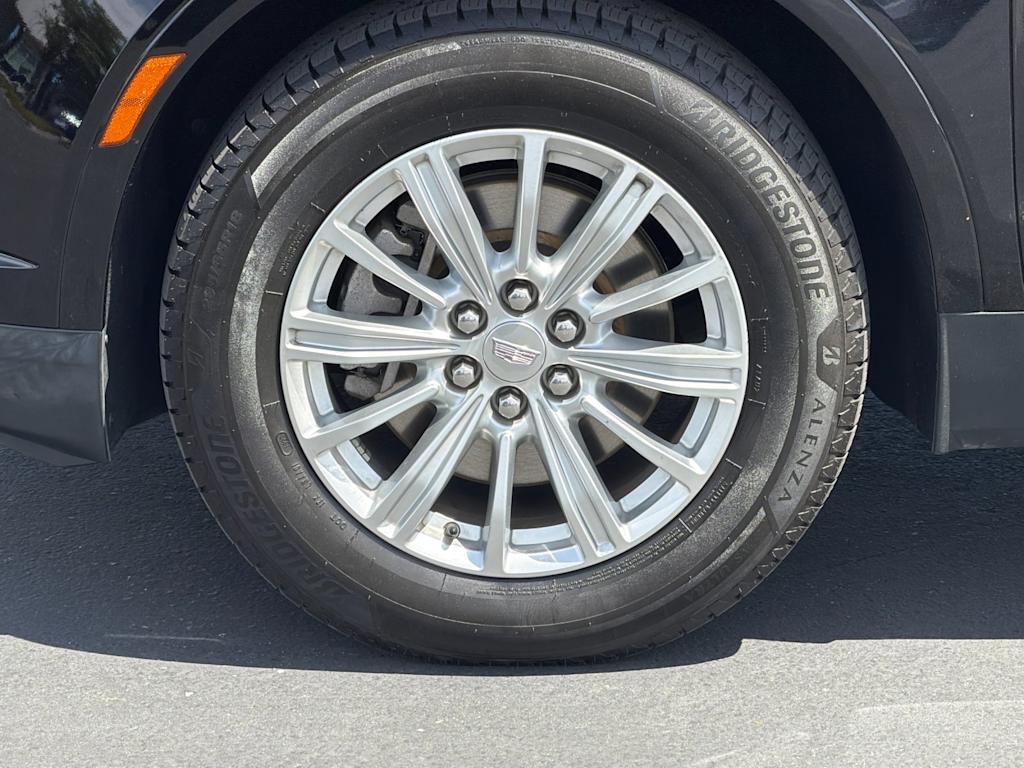 Thumbnail: 2017 Cadillac XT5 - 8