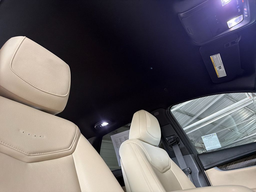 Thumbnail: 2017 Cadillac XT5 - 23