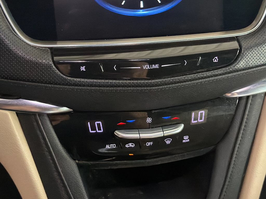 Thumbnail: 2017 Cadillac XT5 - 27
