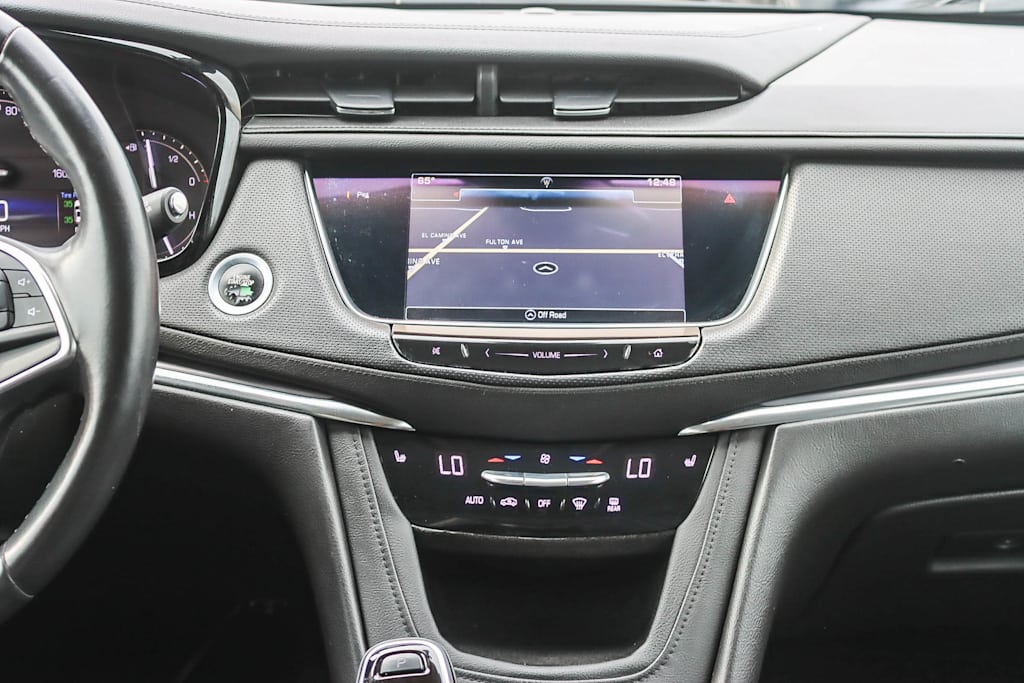 Thumbnail: 2017 Cadillac XT5 - 12