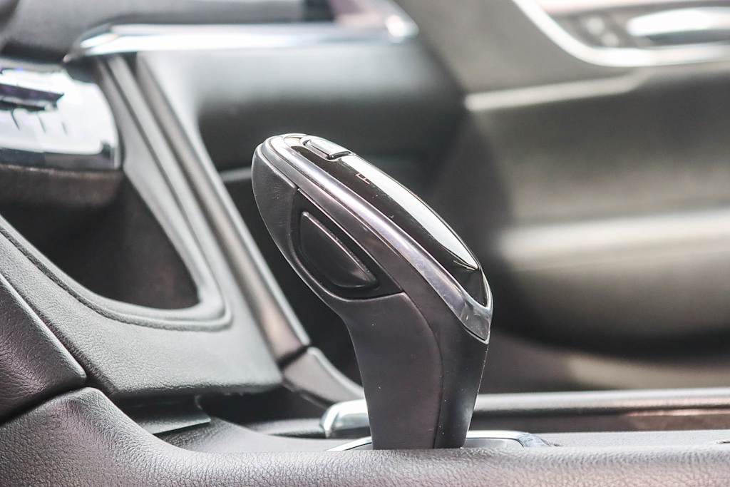 Thumbnail: 2017 Cadillac XT5 - 23