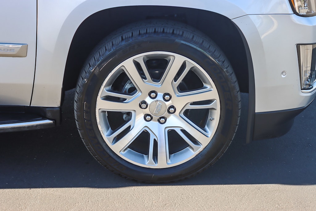 Thumbnail: 2018 Cadillac Escalade - 6