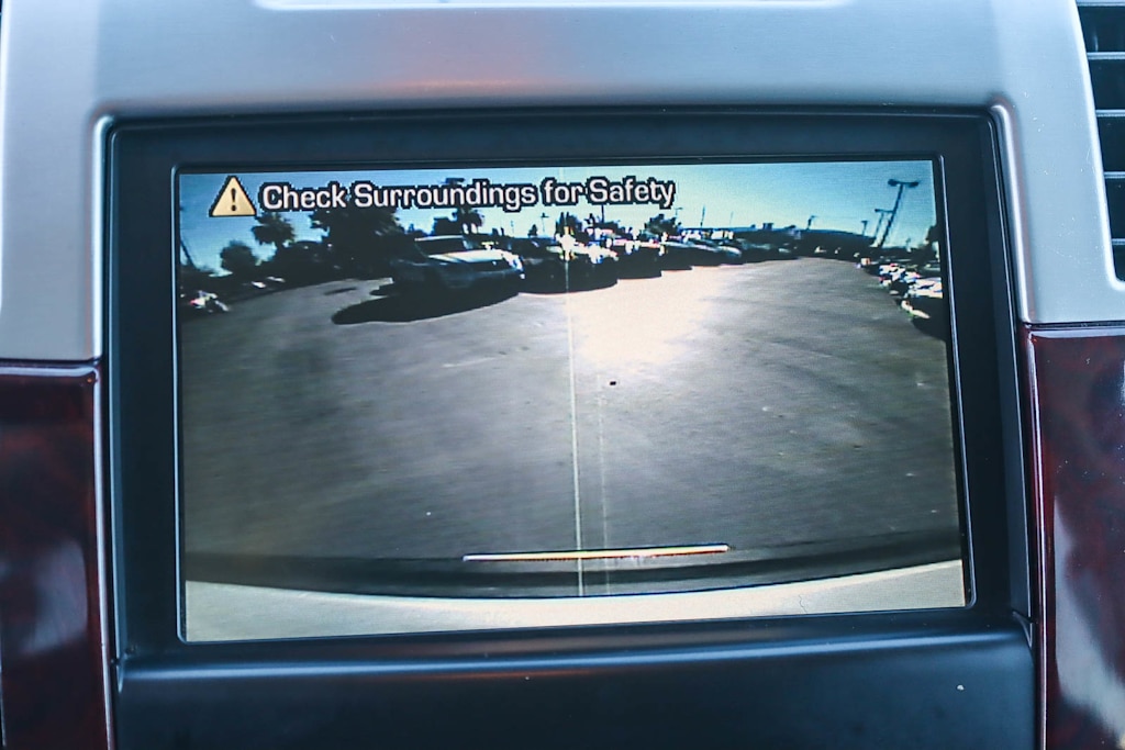 Thumbnail: 2011 Cadillac Escalade - 27