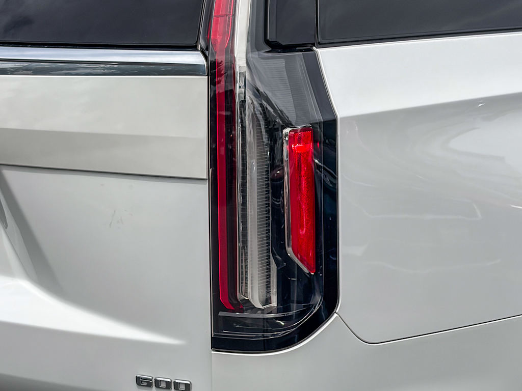 Thumbnail: 2021 Cadillac Escalade - 19