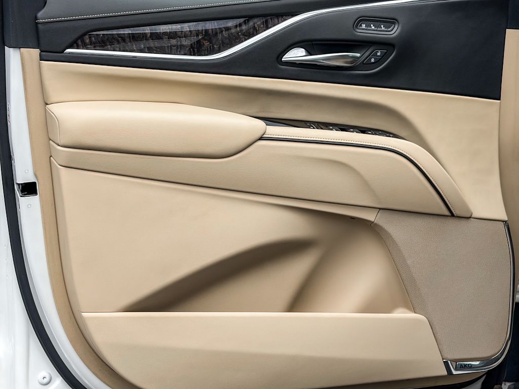 Thumbnail: 2021 Cadillac Escalade - 23