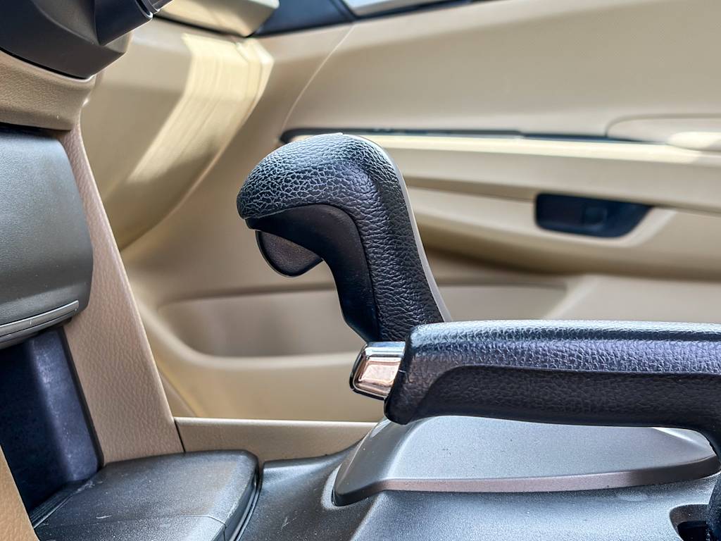 Thumbnail: 2011 Honda Accord - 24