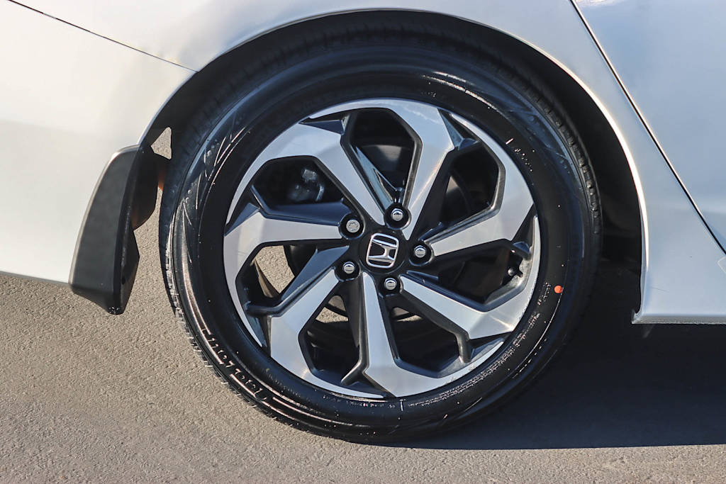 Thumbnail: 2017 Honda Accord - 22