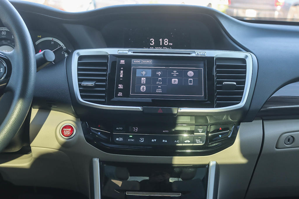 Thumbnail: 2017 Honda Accord - 13