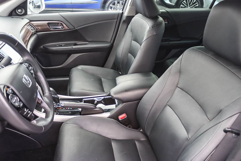 Thumbnail: 2017 Honda Accord - 10