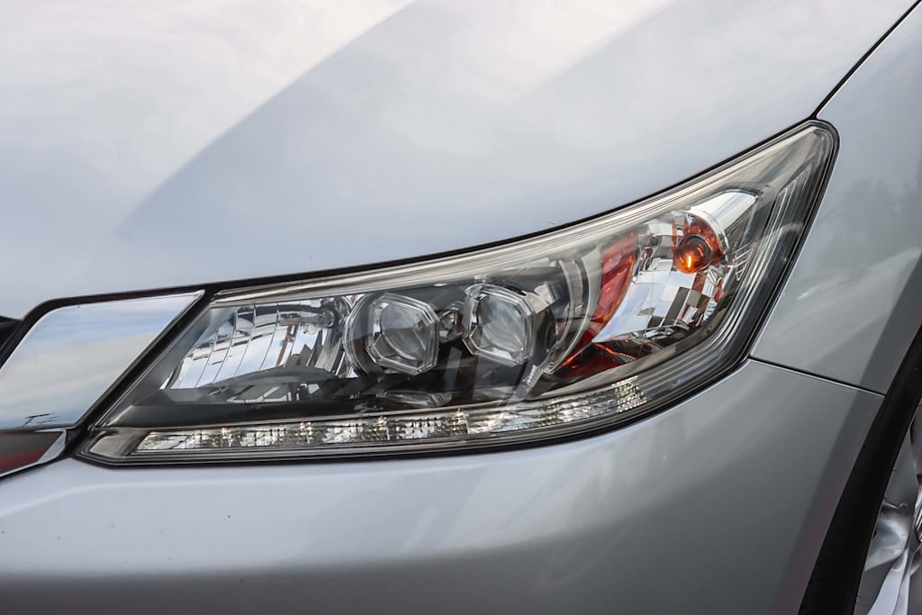 Thumbnail: 2015 Honda Accord - 18