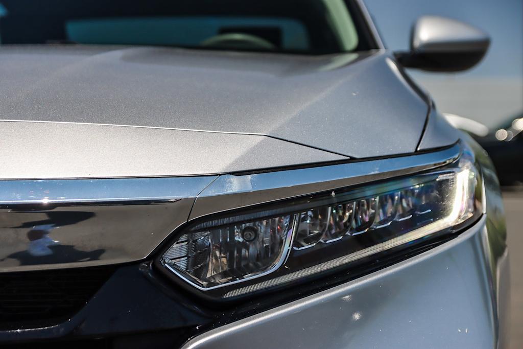 2019 Honda Accord LX 18