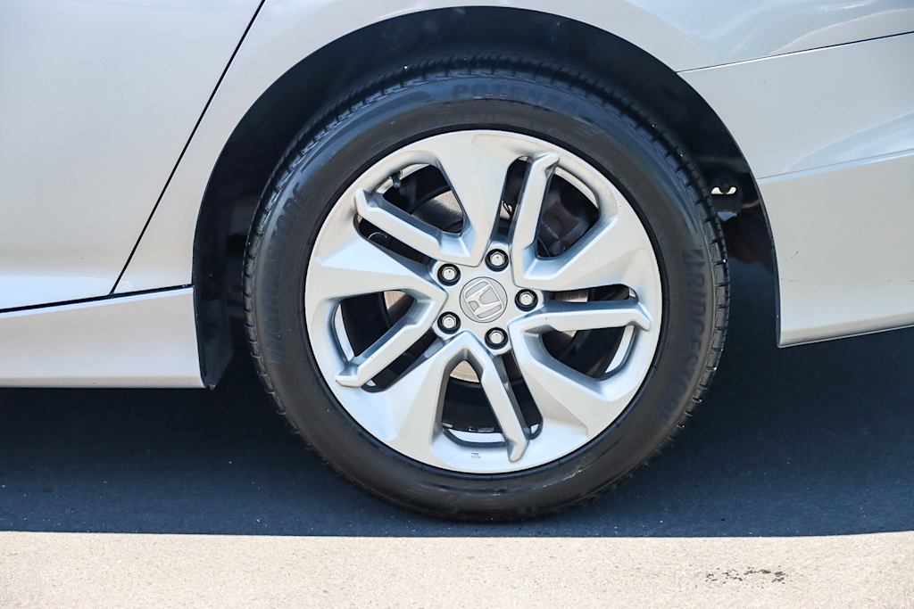 2019 Honda Accord LX 20