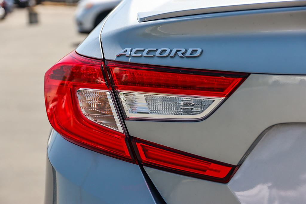2019 Honda Accord Sport 19