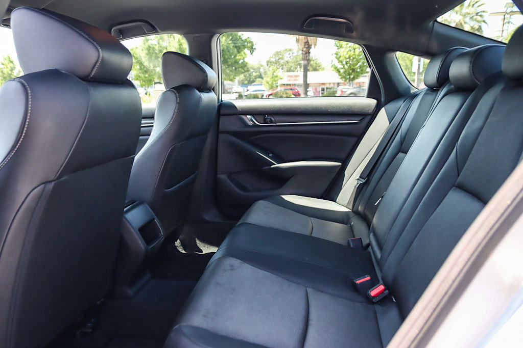 2019 Honda Accord Sport 11