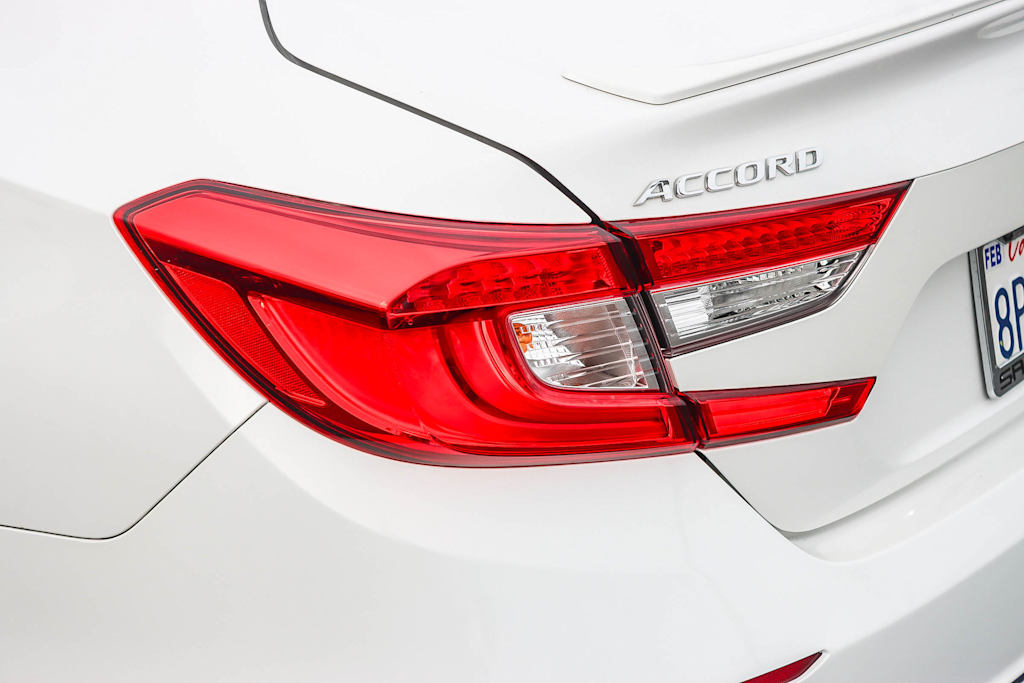 Thumbnail: 2020 Honda Accord - 18