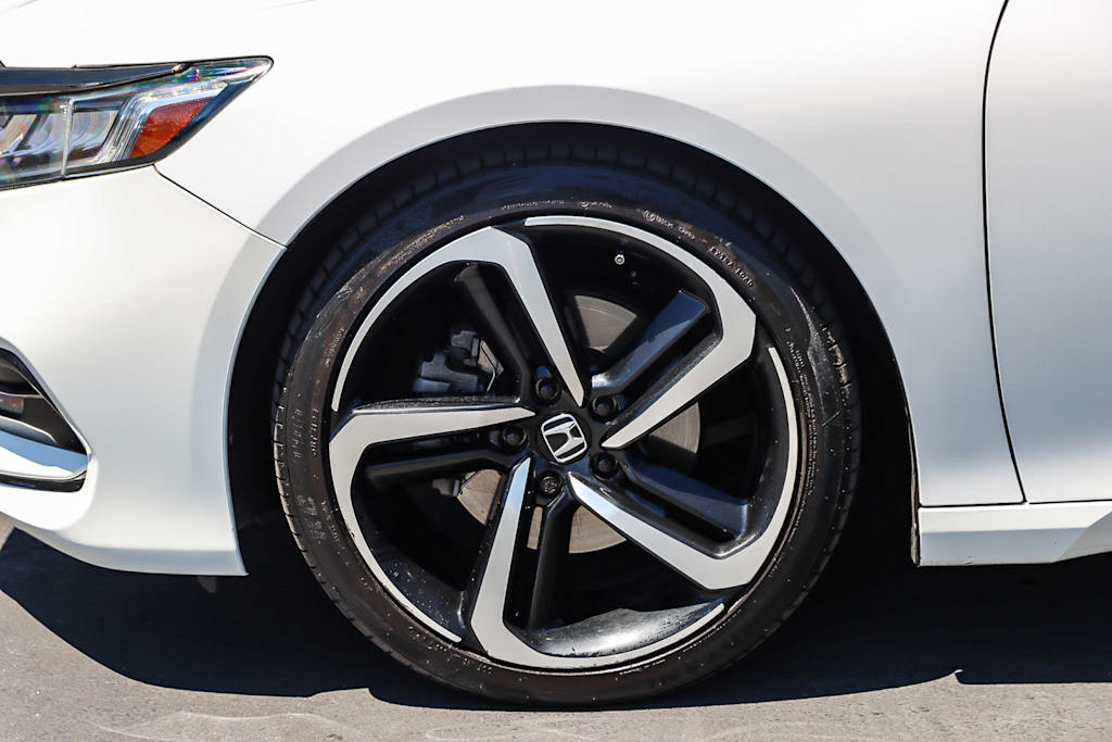 Thumbnail: 2019 Honda Accord - 6