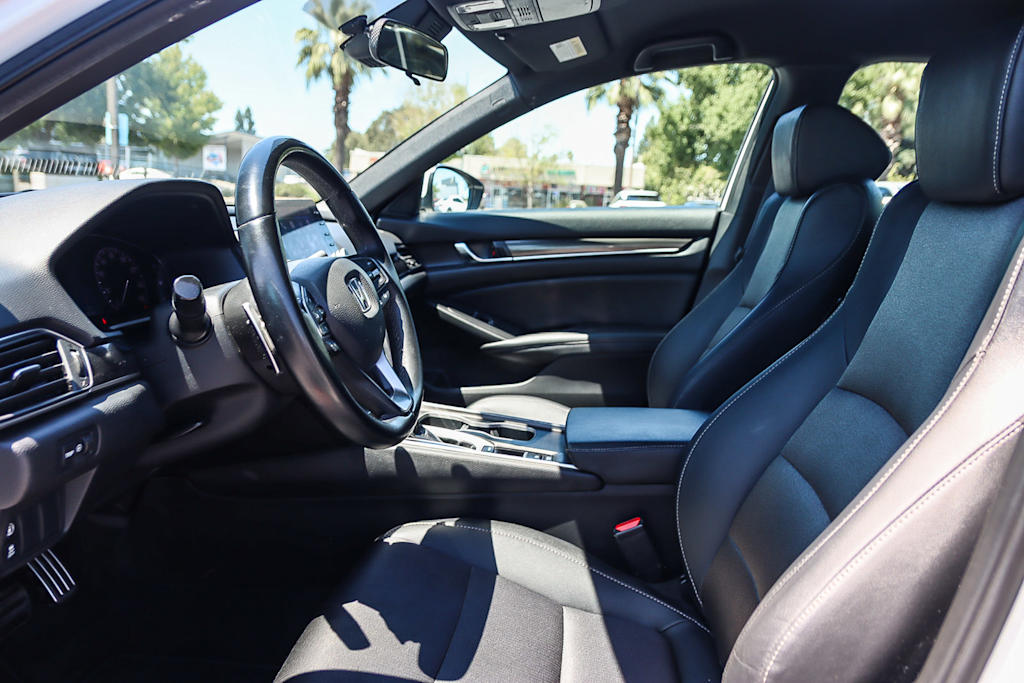 Thumbnail: 2019 Honda Accord - 10