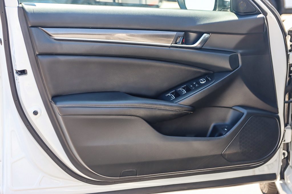 Thumbnail: 2019 Honda Accord - 22