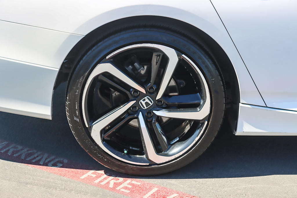 Thumbnail: 2018 Honda Accord - 20