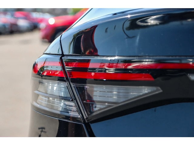 2023 Honda Accord EX-L 19