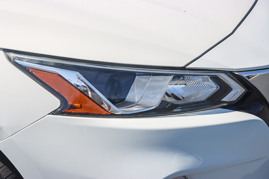 Thumbnail: 2019 Nissan Altima - 18