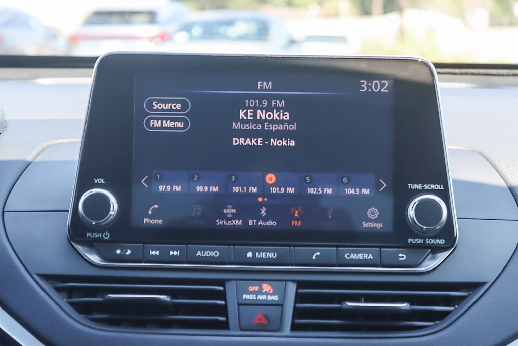 Thumbnail: 2019 Nissan Altima - 21