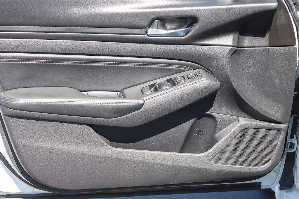 Thumbnail: 2019 Nissan Altima - 22